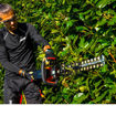Tosasiepe a batteria DHC 2200 R Echo - al lavoro